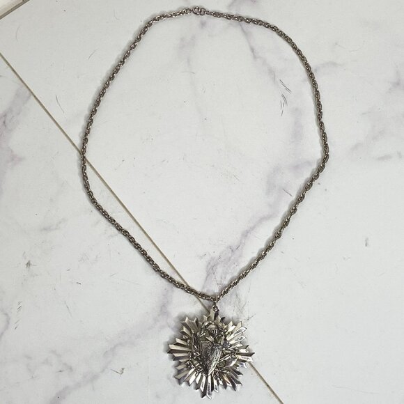 Vintage ACCESSOCRAFT NYC Silver Knight Crest Medieval Pendant Necklace & Brooch - Picture 2 of 8